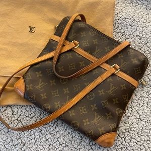 Louis Vuitton Monogram Coussin GM